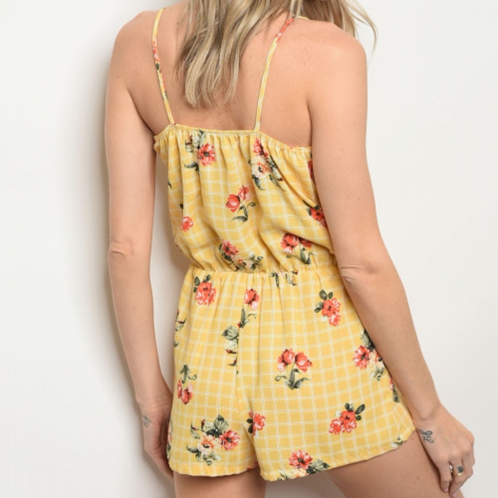 Yellow floral romper - Picture 6 of 8